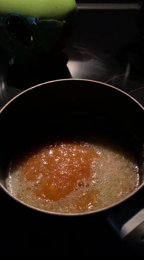 Butter and caramel bubbling