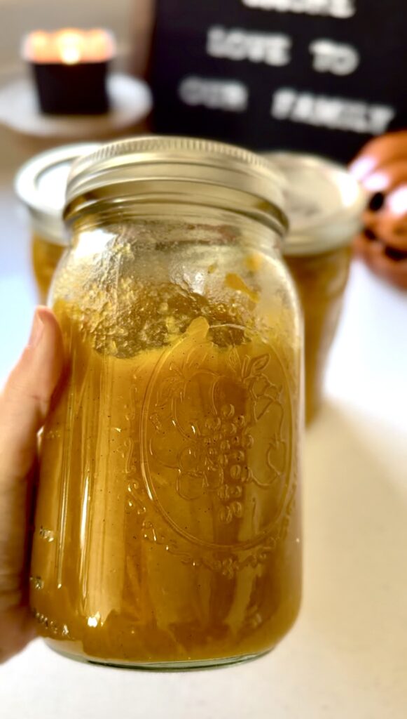 Mason Jar full of homemade pumpkin puree