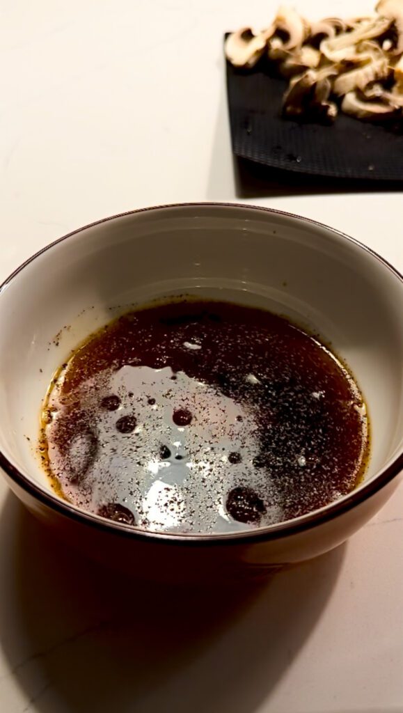 Creamy mushroom sauce for udon noodles