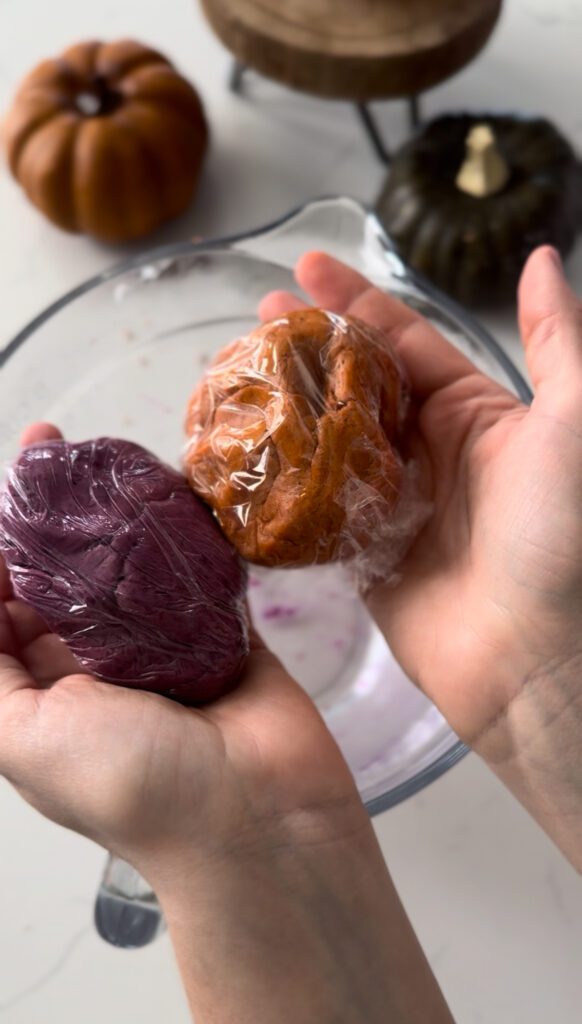 purple and orange paste for conchas