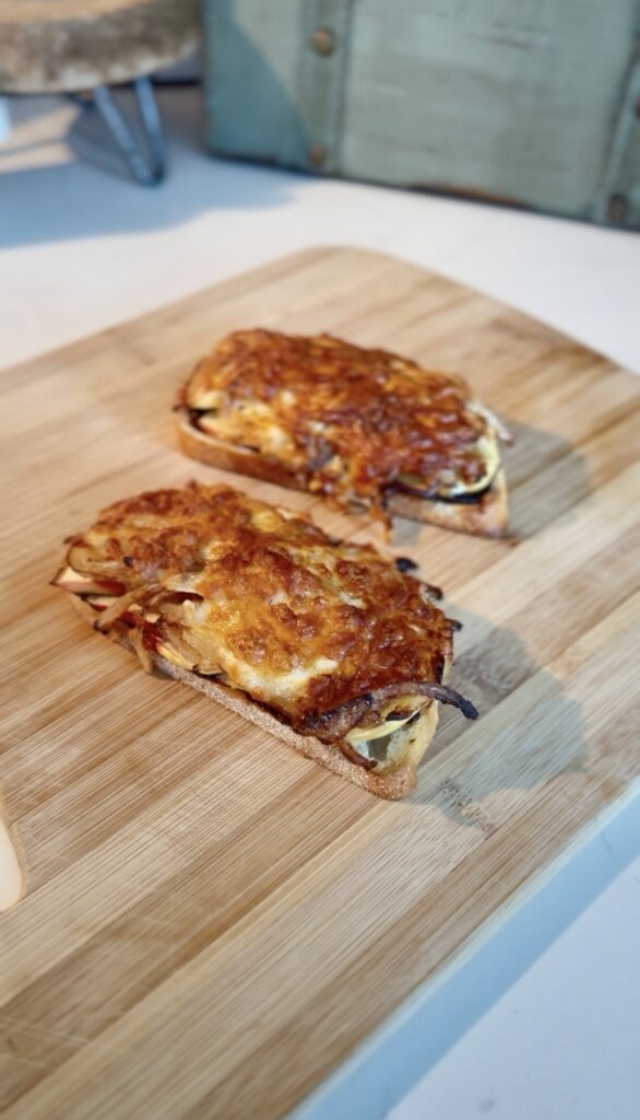 toasted cheese toasty