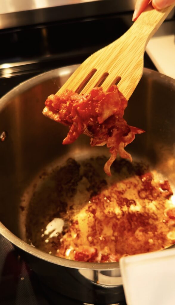 Crispy bacon bits for clam chowder